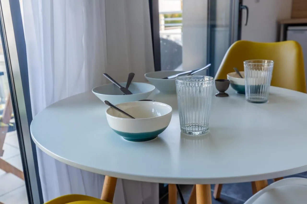 Grand Studio Bord Du Lac Saint-Jorioz Apartment