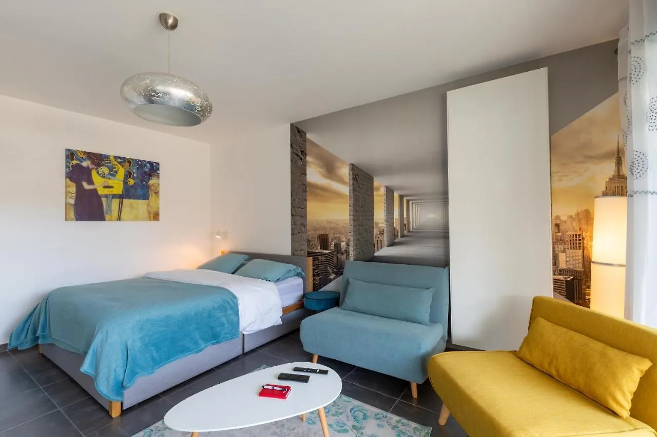 Apartment Grand Studio Bord Du Lac Saint-Jorioz France